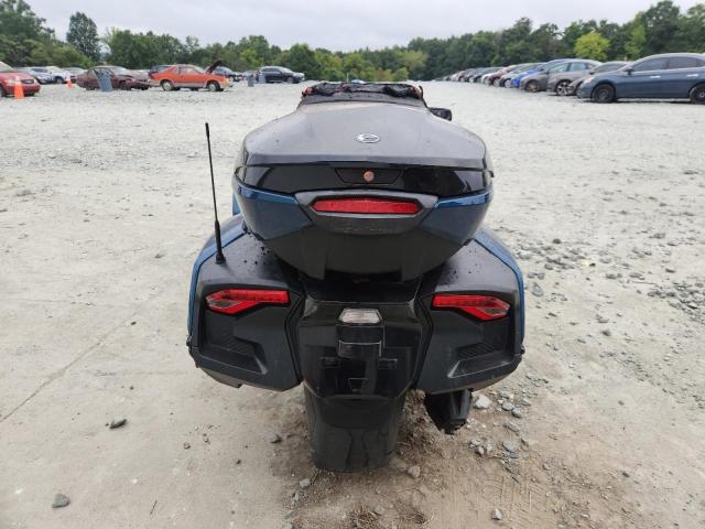 2021 CAN-AM SPYDER ROA 2BXNBDD21MV001681