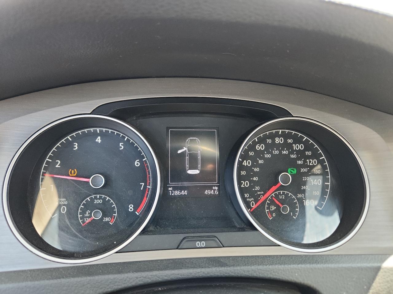 VOLKSWAGEN GOLF SPORTSVAN S