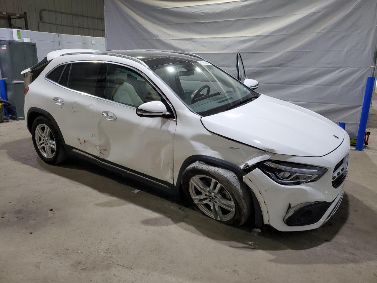 MERCEDES-BENZ GLA-CLASS 250 4MATIC