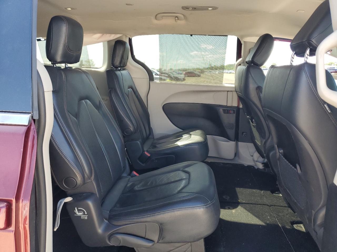 CHRYSLER PACIFICA TOURING L