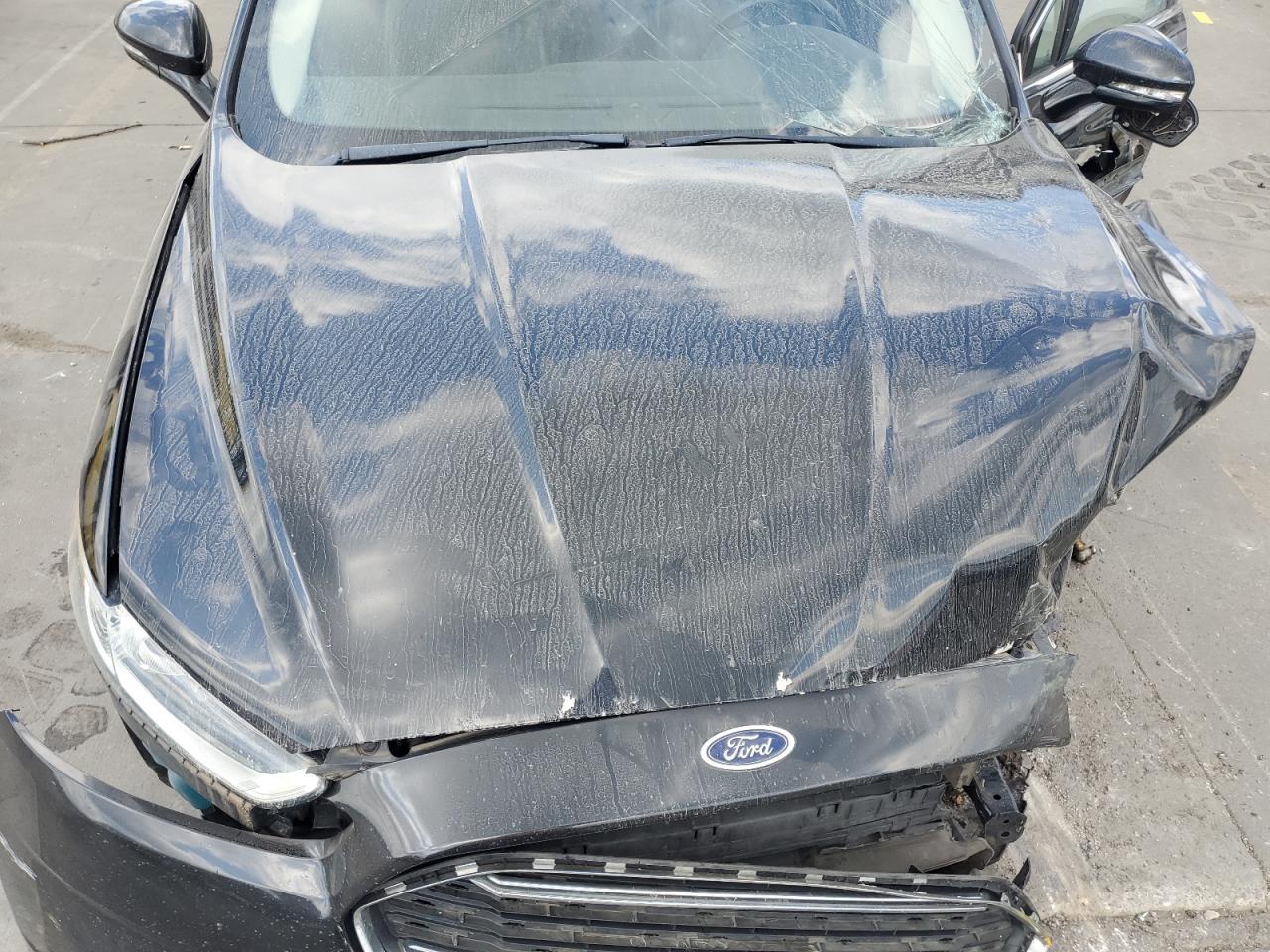 FORD FUSION TITANIUM HEV