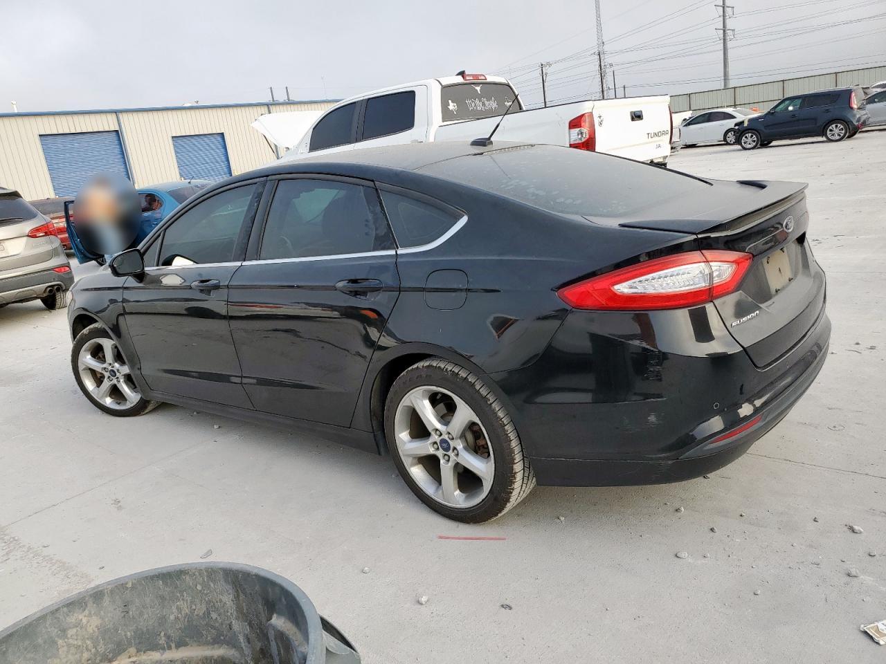 FORD FUSION SE