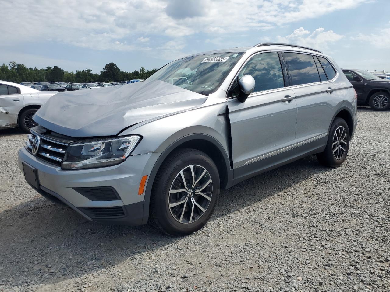 VOLKSWAGEN TIGUAN SE