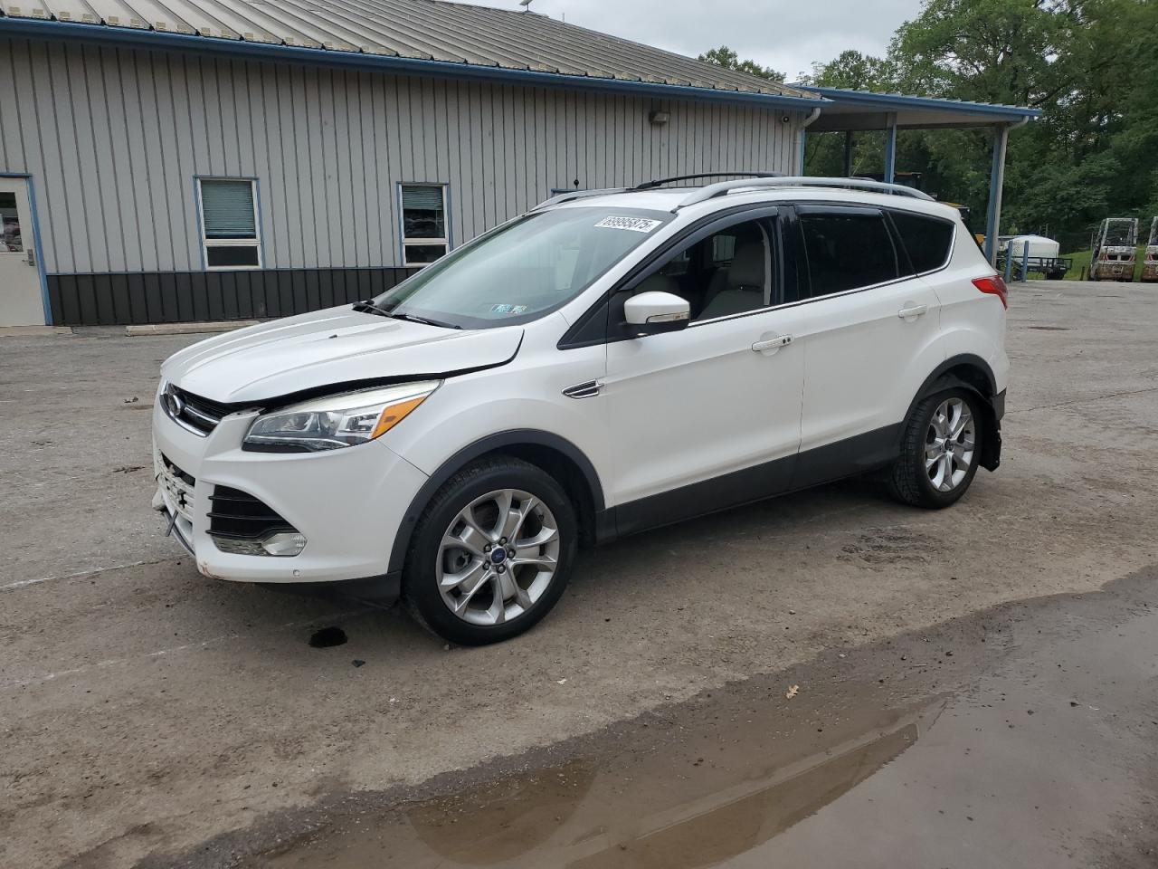 FORD ESCAPE TITANIUM