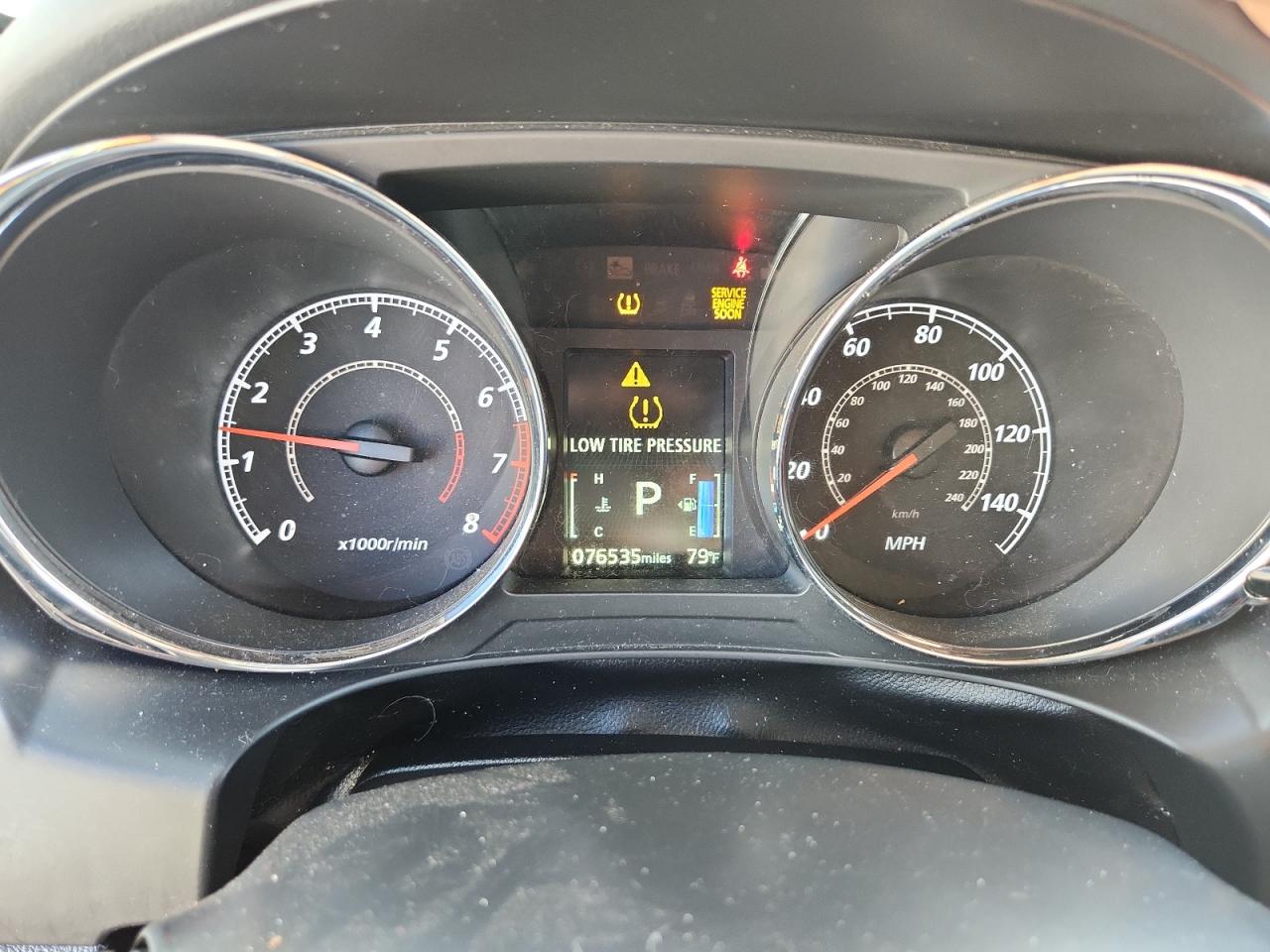 MITSUBISHI OUTLANDER ES