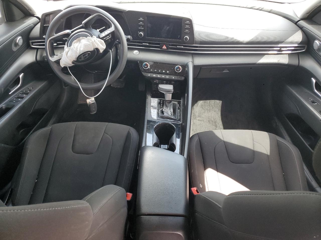 HYUNDAI ELANTRA BLUE