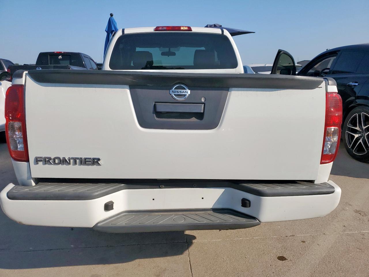 Lot #3311724236 2019 NISSAN FRONTIER S