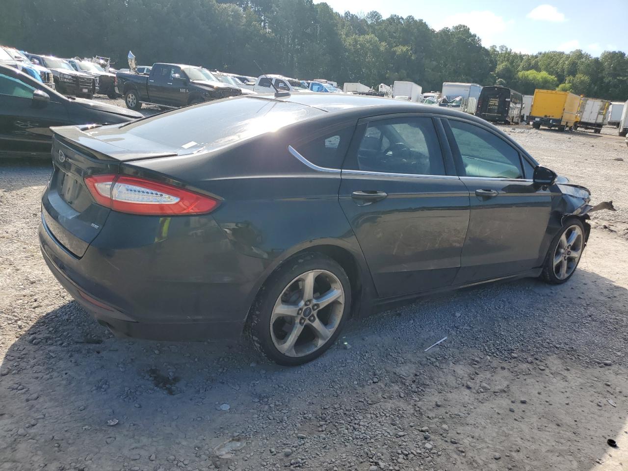 FORD FUSION SE