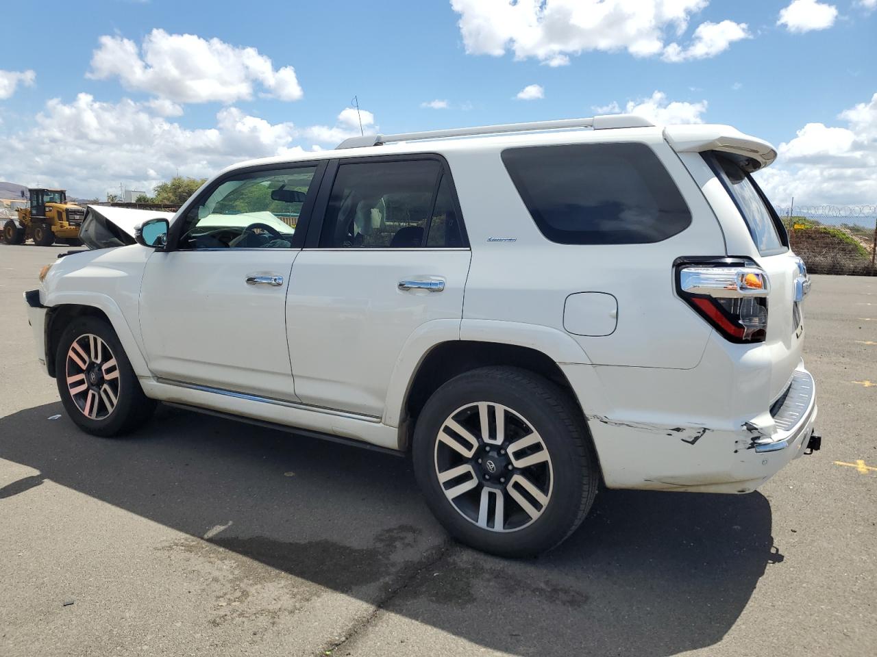 TOYOTA 4RUNNER SR5