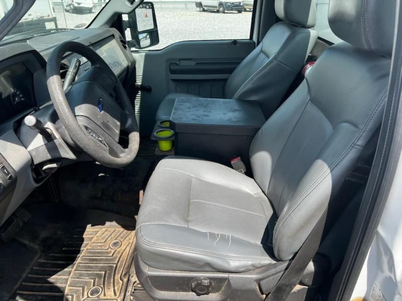 FORD F-450 SUPER DUTY