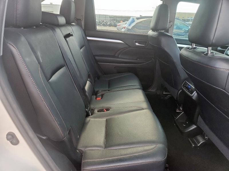 2016 TOYOTA HIGHLANDER - 5TDKKRFH5GS165862