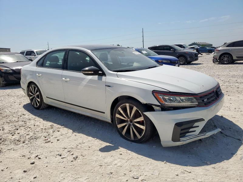 2018 VOLKSWAGEN PASSAT GT 1VWJM7A30JC034883