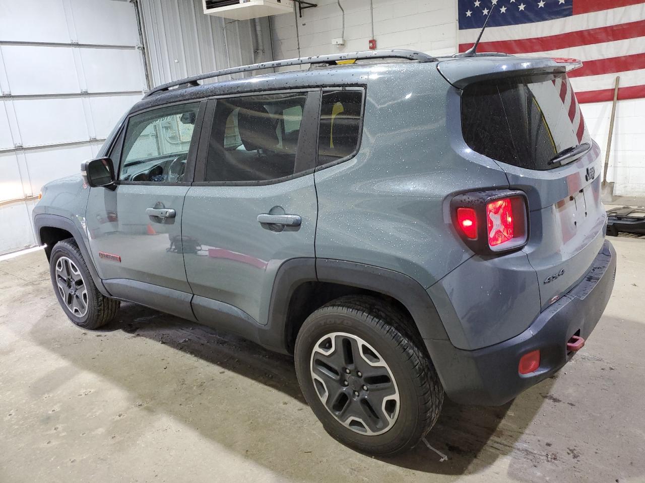 JEEP RENEGADE TRAILHAWK
