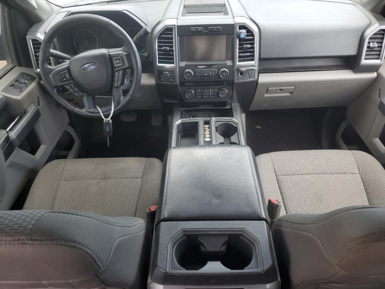 FORD F-150 SUPERCREW