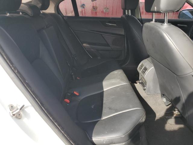 2017 JAGUAR XE SAJAR4BG2HA977160