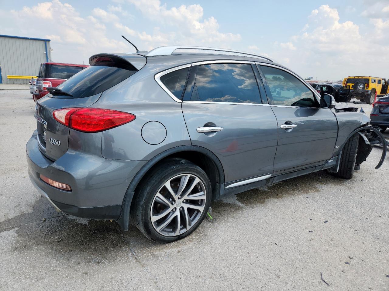INFINITI QX50