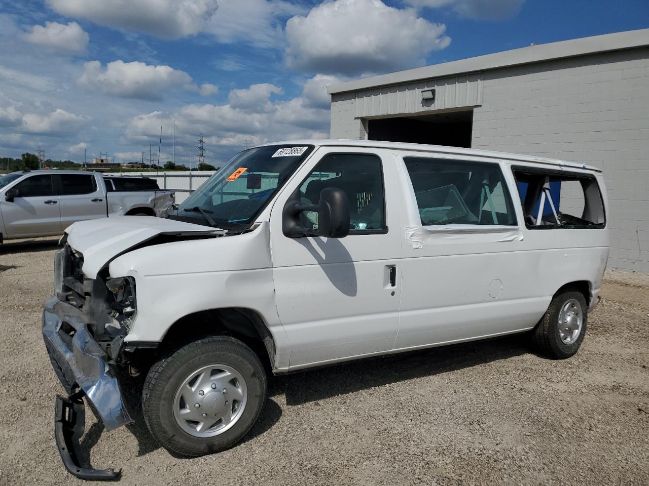 FORD ECONOLINE E150 WAGON