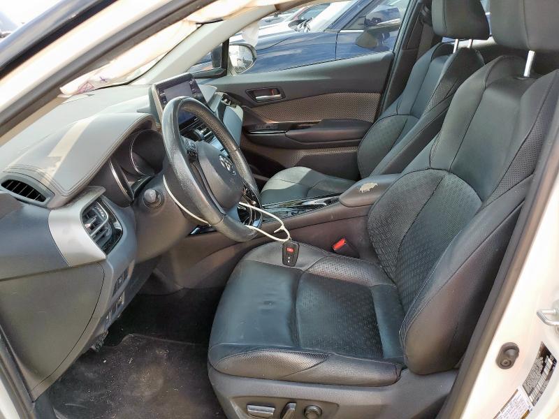 2020 TOYOTA C-HR XLE - NMTKHMBX4LR104381