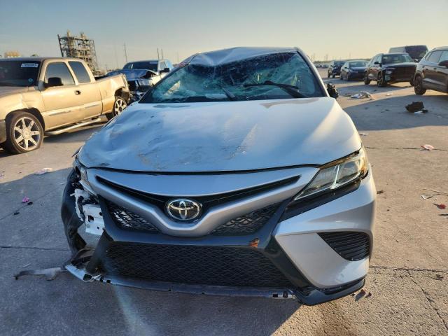 2018 TOYOTA CAMRY L 4T1B11HK1JU078892