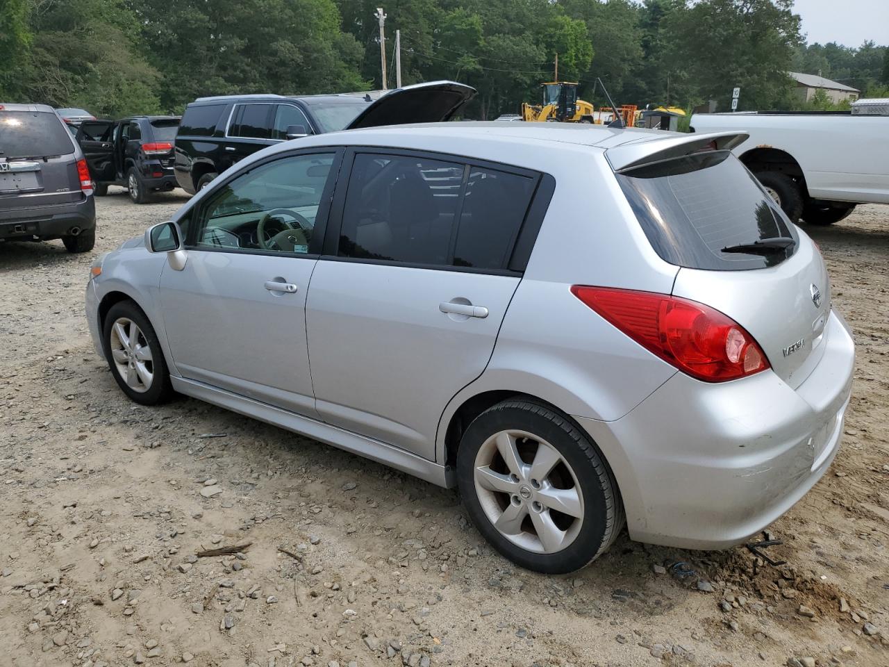 NISSAN VERSA S