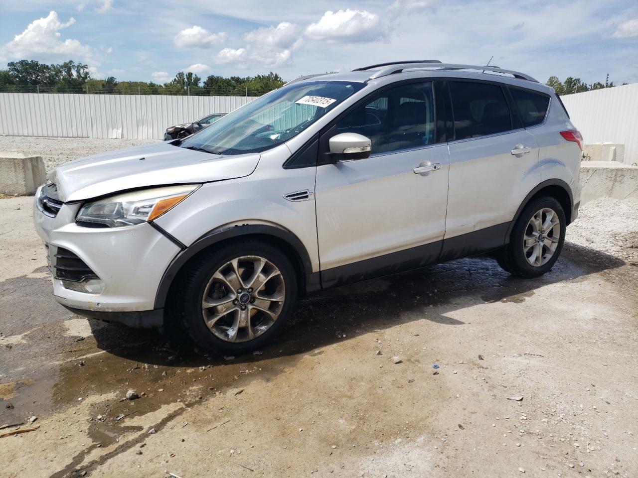 FORD ESCAPE TITANIUM