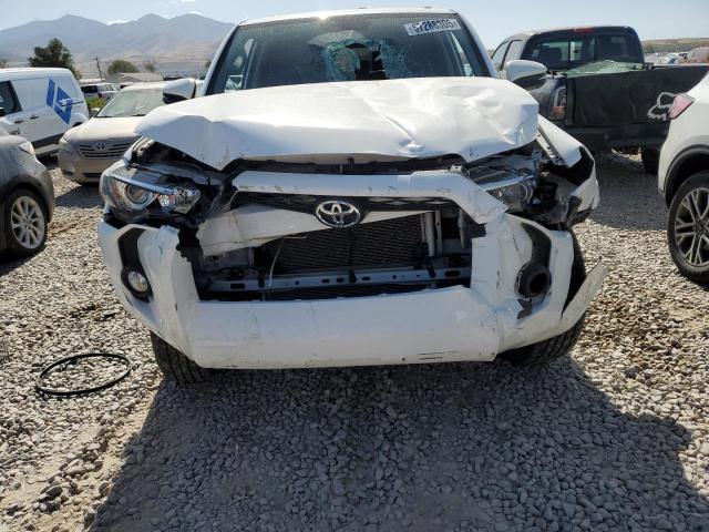 2019 TOYOTA 4RUNNER SR JTEBU5JRXK5644954