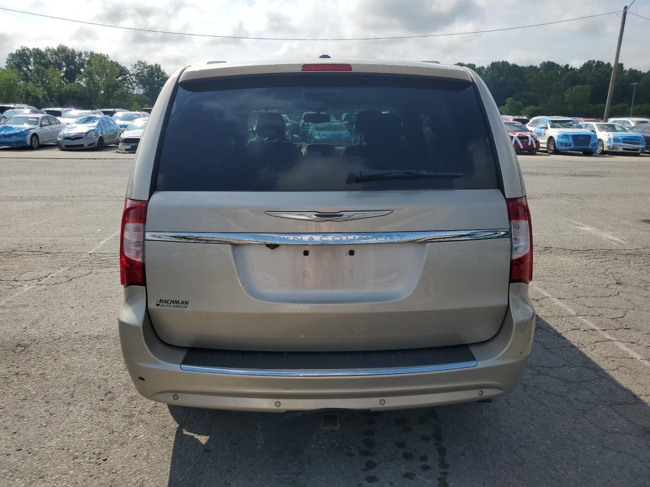 CHRYSLER TOWN & COUNTRY TOURING L