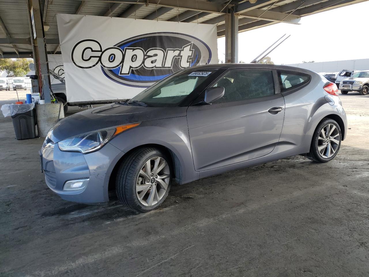 HYUNDAI VELOSTER