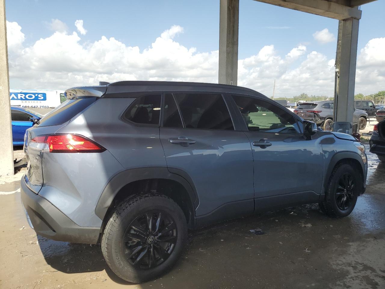 TOYOTA COROLLA CROSS LE