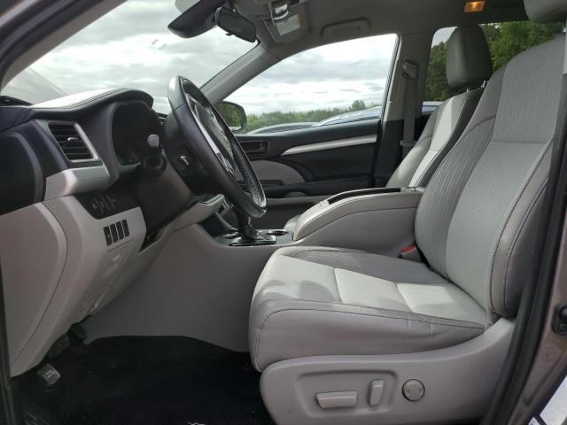 2019 TOYOTA HIGHLANDER LE 5TDBZRFHXKS993989