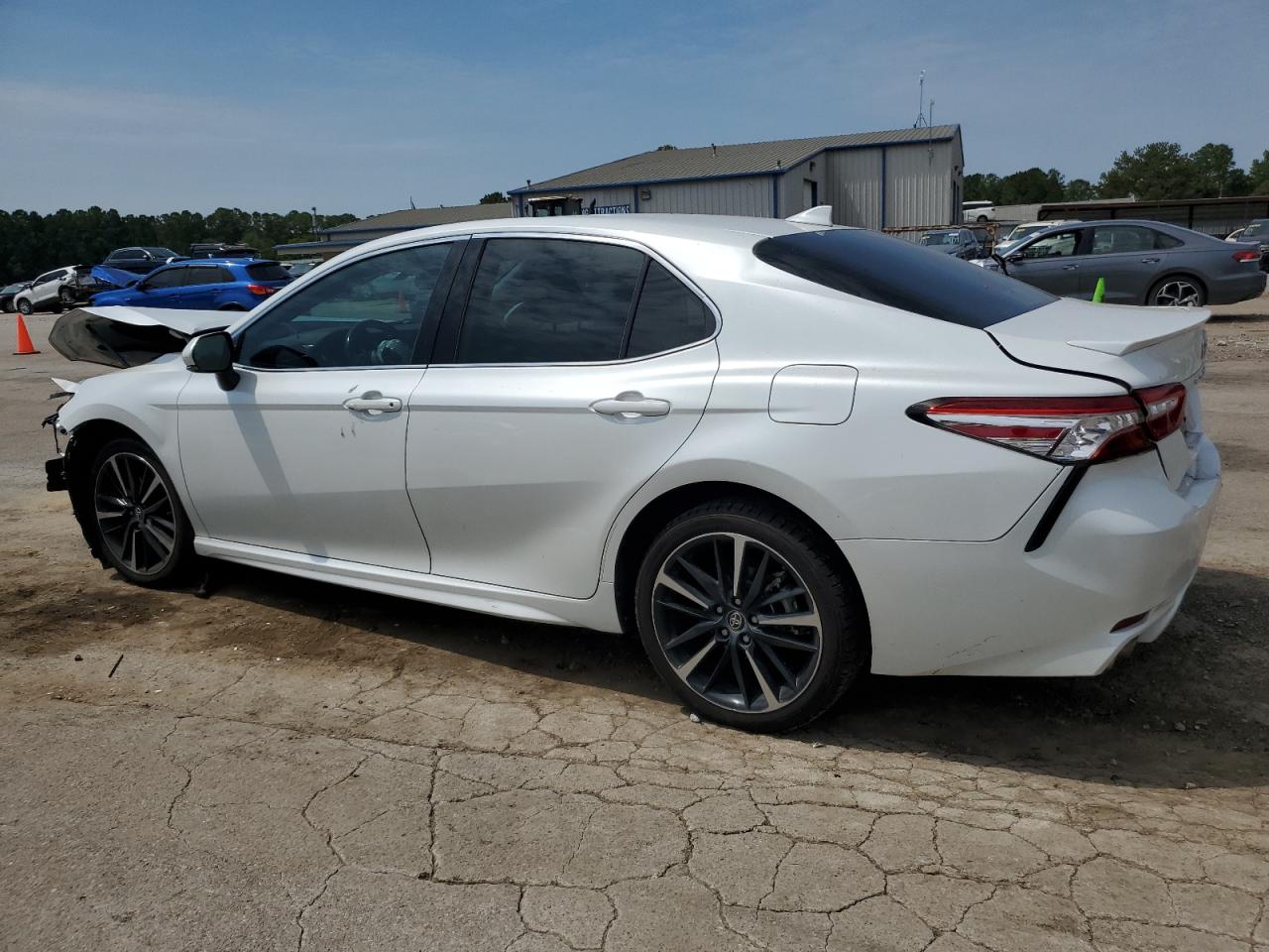 TOYOTA CAMRY XSE