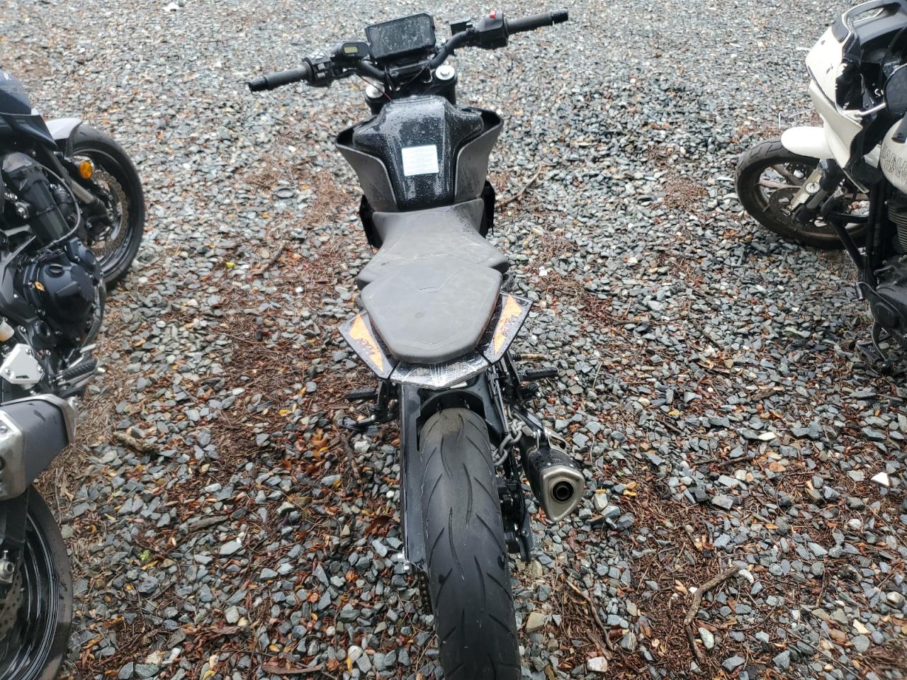 Lot #3237166657 2023 KTM 390 DUKE