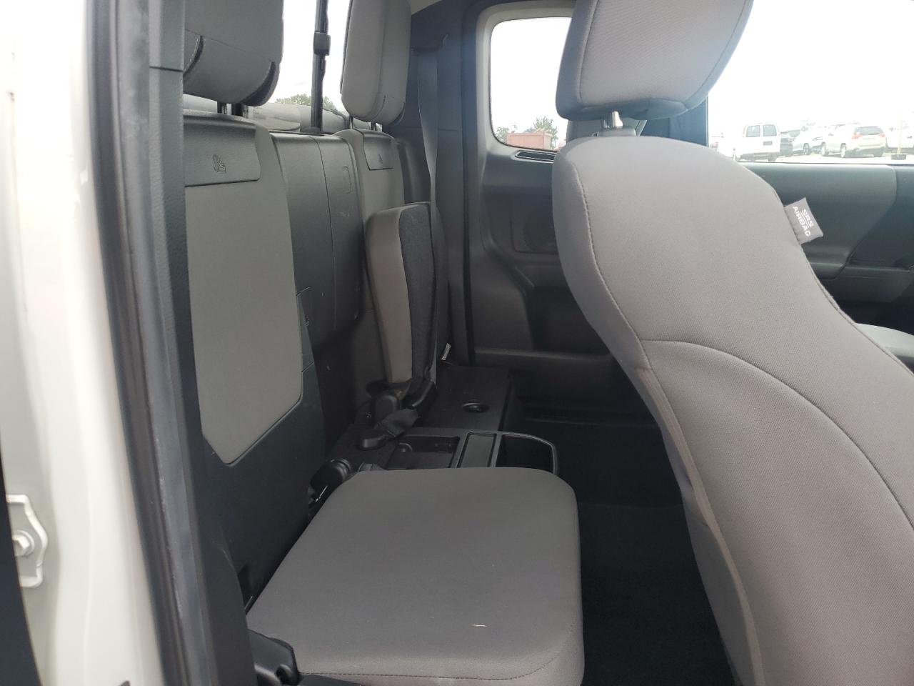 TOYOTA TACOMA ACCESS CAB