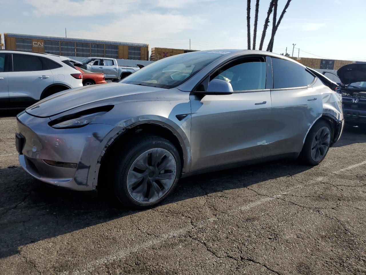 TESLA MODEL Y