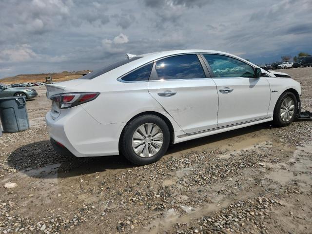 2016 HYUNDAI SONATA HYB KMHE24L13GA014227