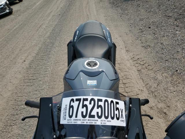 2021 KAWASAKI ZX1400 J JKBZXNJ18MA013057