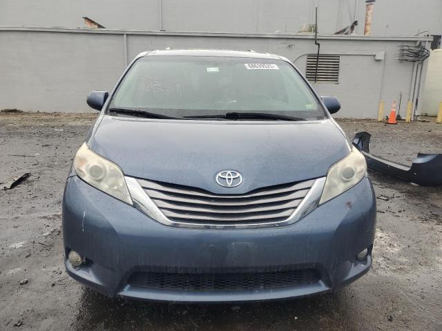 2017 TOYOTA SIENNA XLE 5TDYZ3DC2HS859940