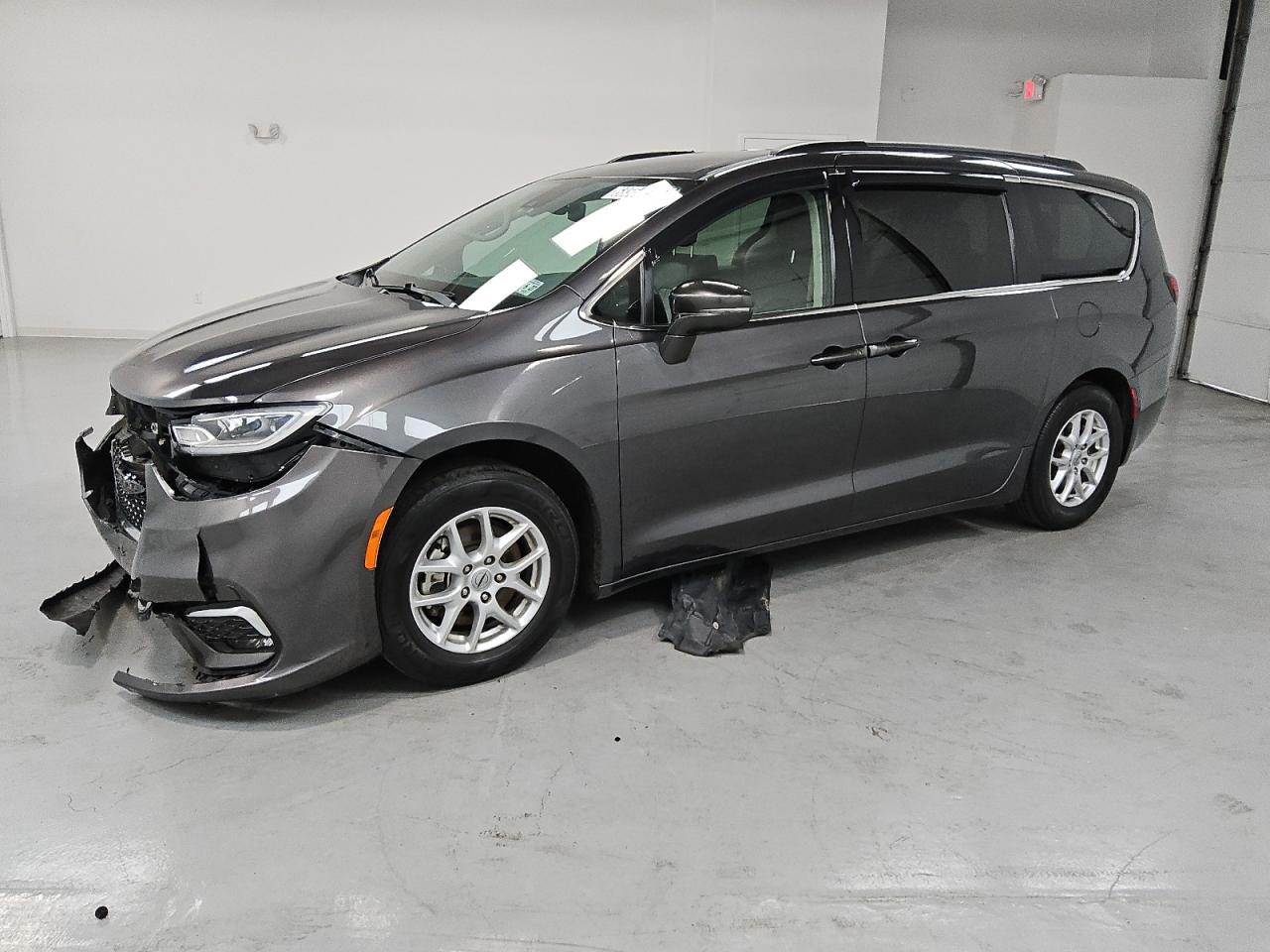 CHRYSLER PACIFICA TOURING L