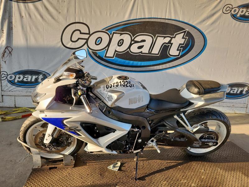 2008 SUZUKI GSX-R600 JS1GN7EA382111081