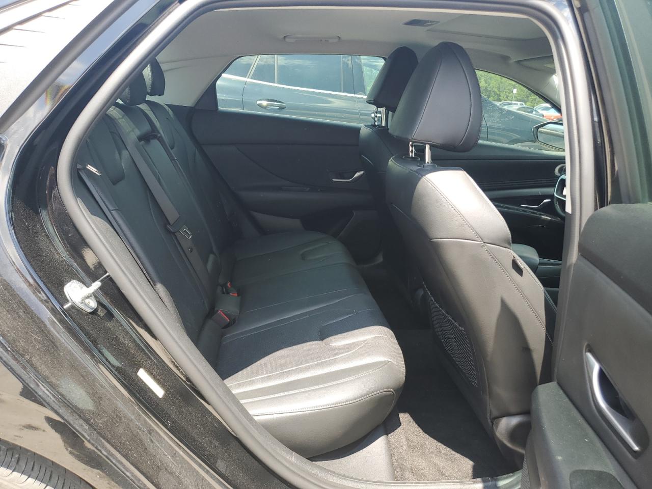 HYUNDAI ELANTRA LIMITED