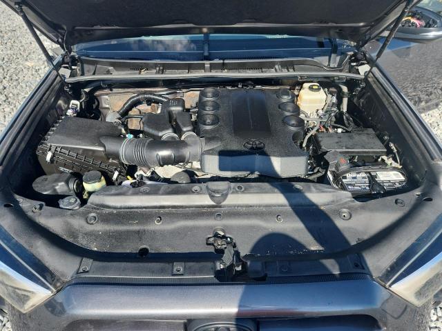 2019 TOYOTA 4RUNNER SR JTEBU5JRXK5641746
