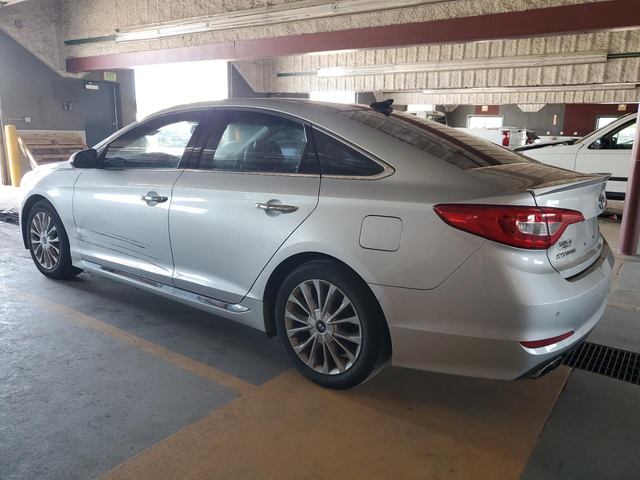 HYUNDAI SONATA SPORT