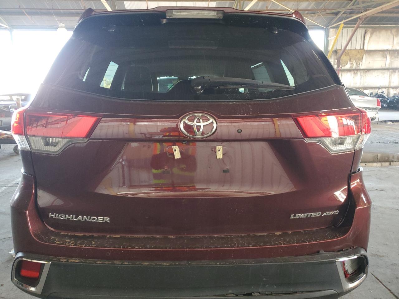 TOYOTA HIGHLANDER LIMITED
