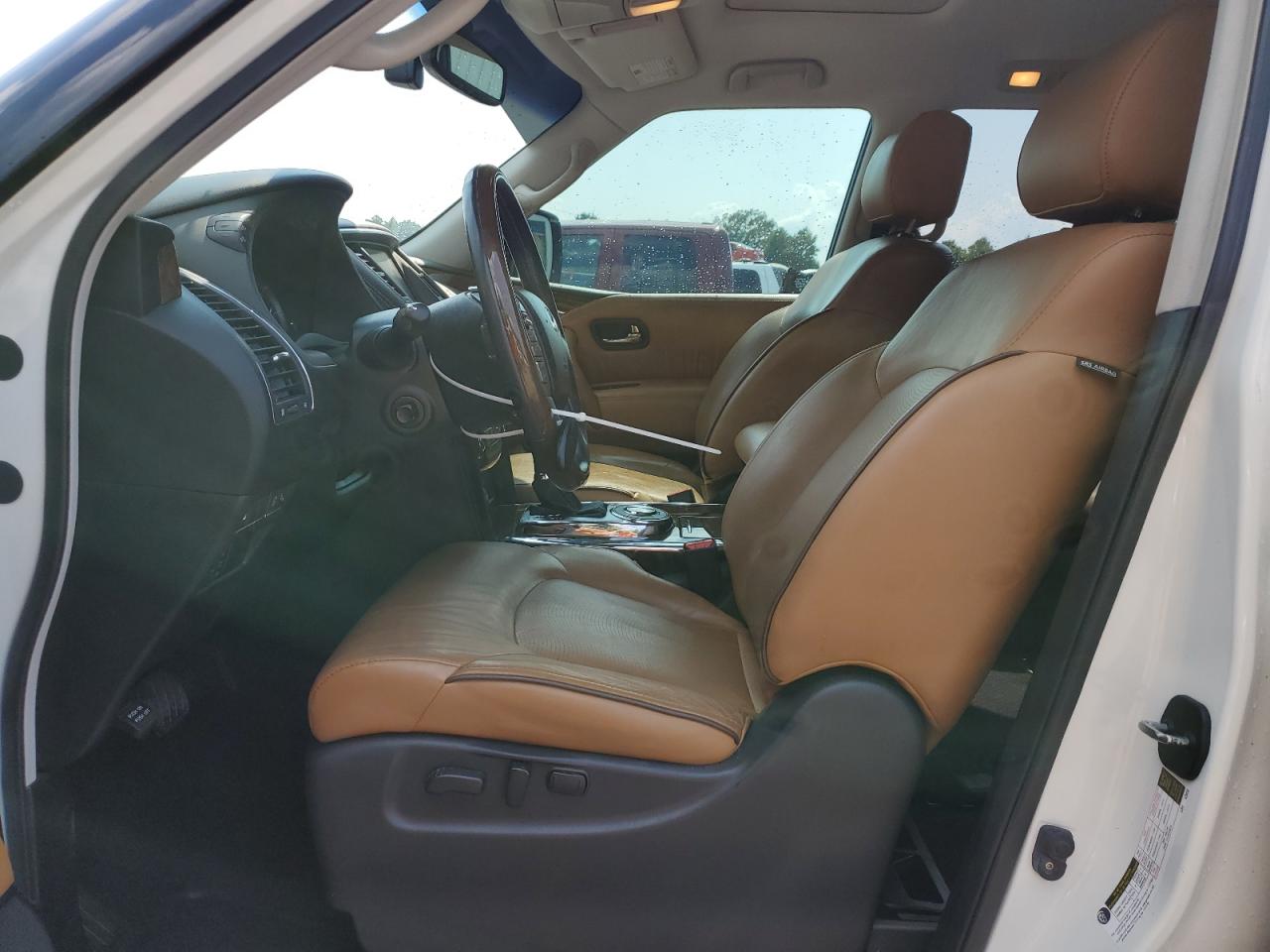 INFINITI QX80