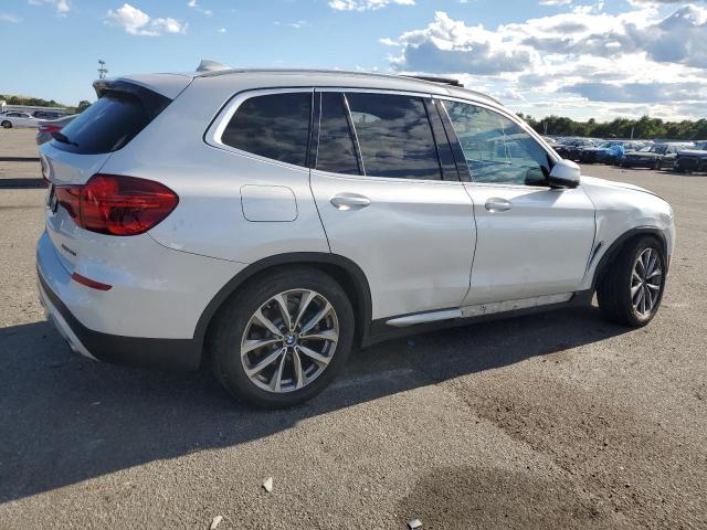 2019 BMW X3 XDRIVE3 5UXTR9C59KLE17280