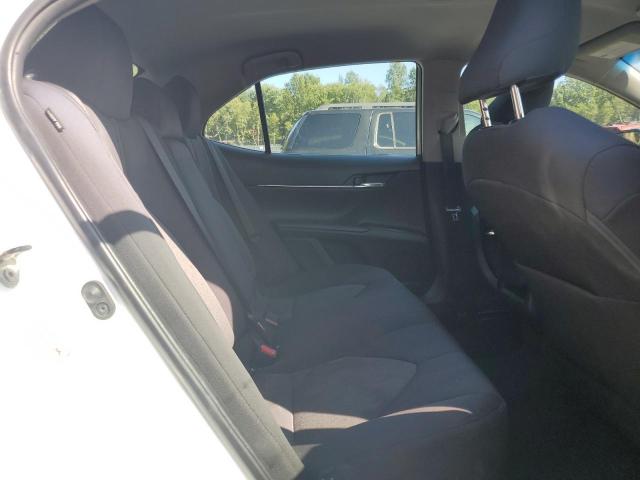 2018 TOYOTA CAMRY L - 4T1B11HK0JU046418
