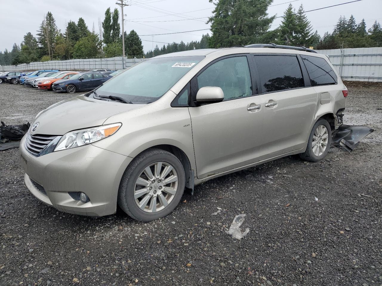 TOYOTA SIENNA XLE