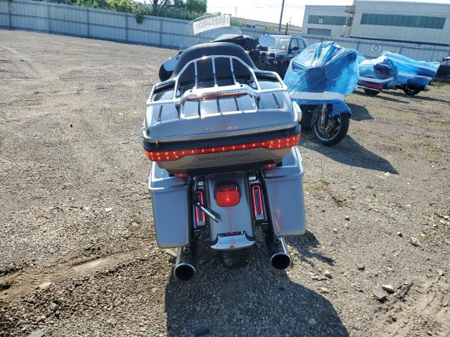 2017 HARLEY-DAVIDSON FLHTCU ULT 1HD1FCC14HB632409