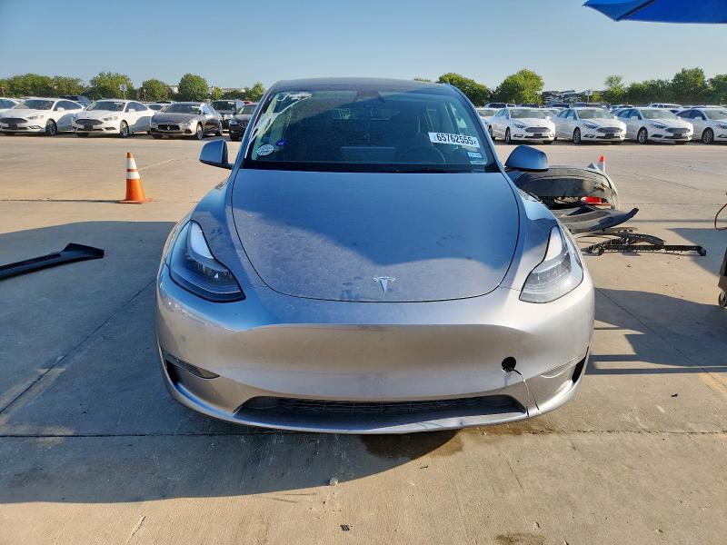 2025 TESLA MODEL Y 7SAYGDED5SA359074