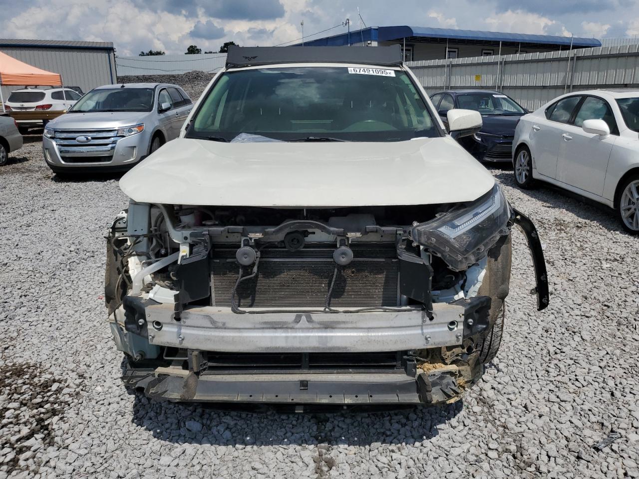 TOYOTA RAV4 XLE PREMIUM